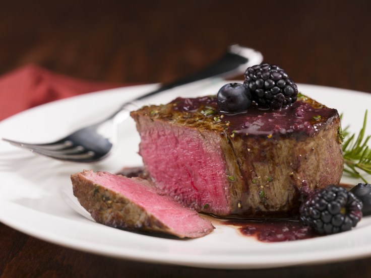 tenderloin_w_wine_sauce